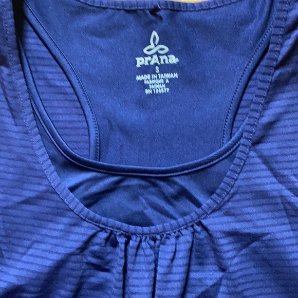 Prana workout top - Picture 2 of 2